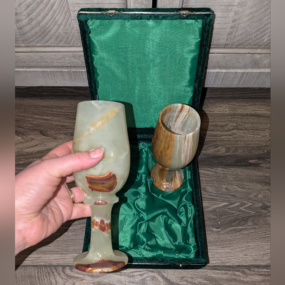 2 Genuine Stone Real Solid Onyx Chalices Cups Heavy in the case 8"T x 2.25" W - Picture 7 of 11